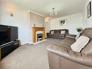 Lounge- click for photo gallery